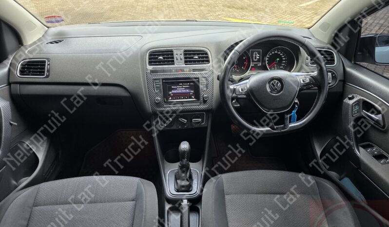 
								Volkswagen Polo 1.2 TSi full									