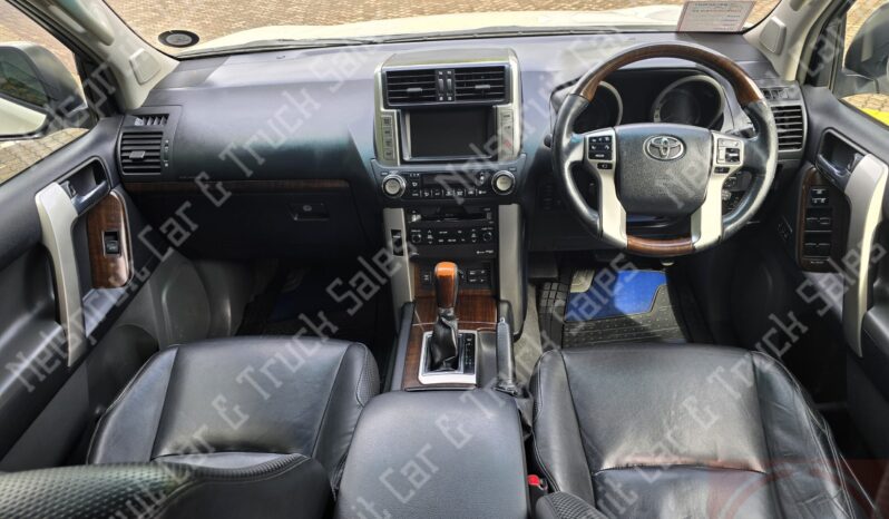 
								Toyota Prado VX 3.0 TDi full									