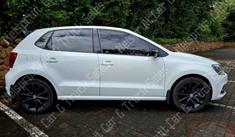 
								Volkswagen Polo 1.2 TSi full									