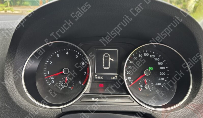 
								Volkswagen Polo 1.2 TSi full									