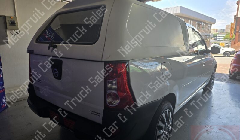 
								Nissan NP200 full									