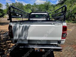 
										Toyota Hilux 2.5 D-4.D full									