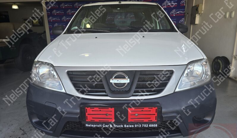 
								Nissan NP200 full									