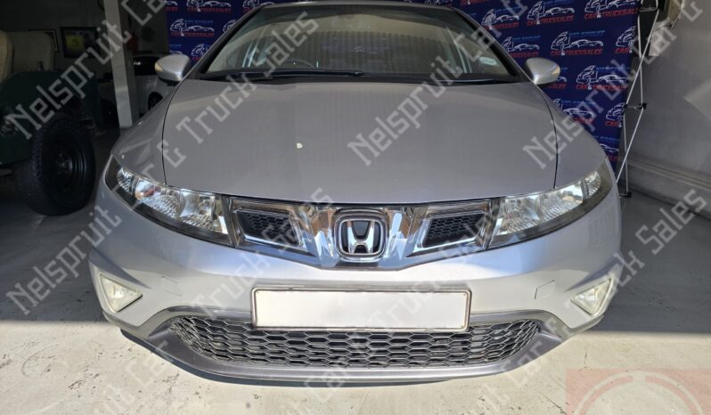 
								Honda Civic full									