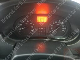 
										Nissan NP200 full									