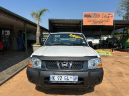 
										Nissan NP300 full									
