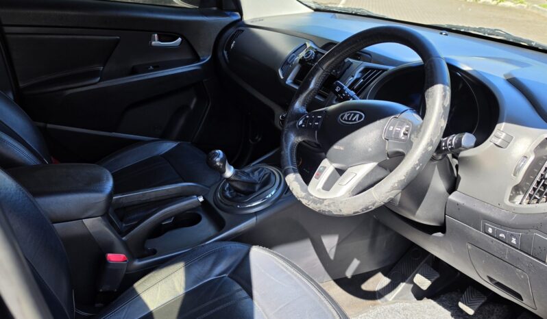 
								Kia Sportage 2.0 AWD full									