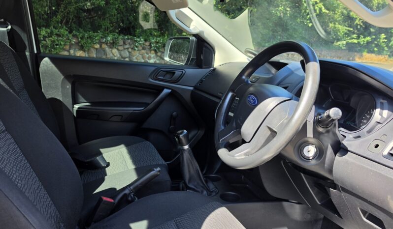 
								Ford Ranger 2.2 TDCi full									