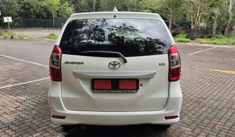 
								Toyota Avanza 1.5 full									