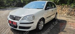 
										Volkswagen Polo 1.6 full									
