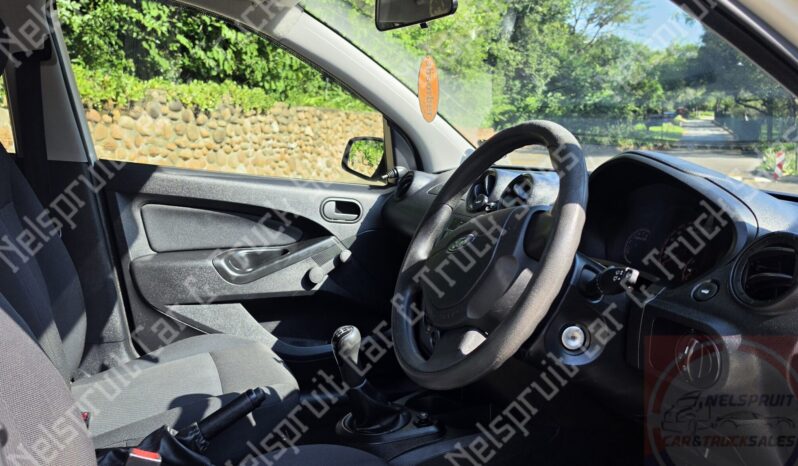 
								Ford Figo full									
