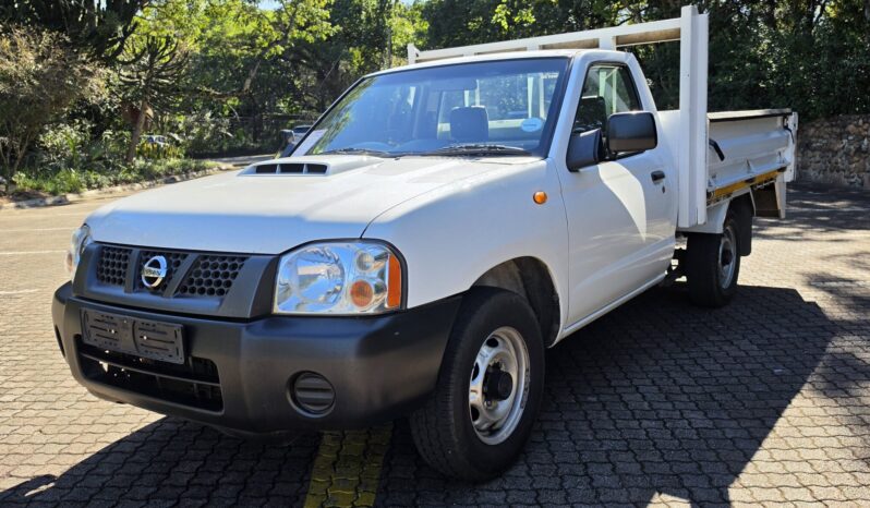 
								Nissan Hardbody full									
