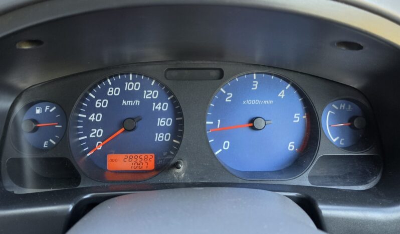 
								Nissan Hardbody full									