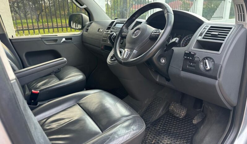 
								Volkswagen Caravelle 2.0 BiTDi 4Motion full									
