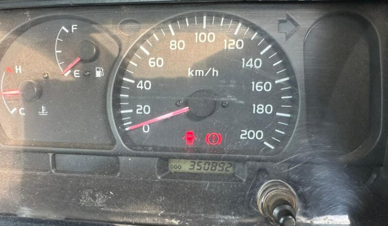 
								Toyota Land Cruiser full									