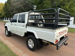 
										Toyota Land Cruiser 4.5 D V8 4×4 full									