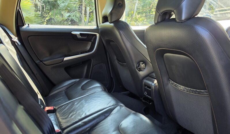 
								2010 Volvo XC60 D5 full									