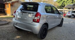 
										2014 Toyota Etios 1.5 Xs Sprint full									