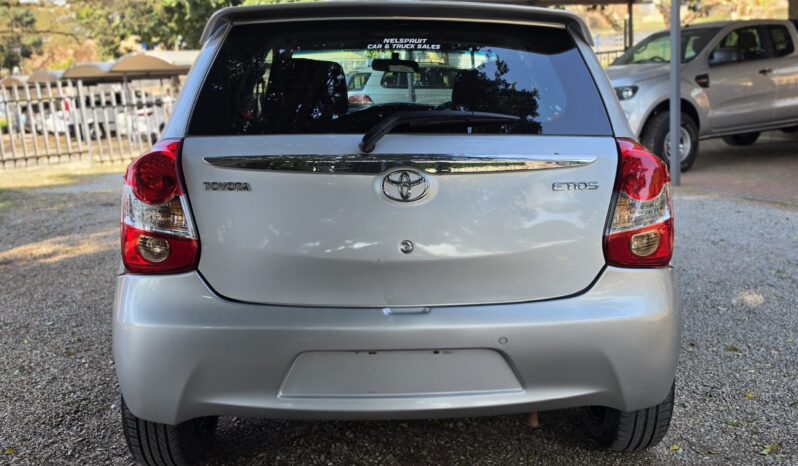 
								2014 Toyota Etios 1.5 Xs Sprint full									