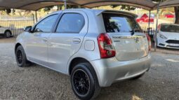 
										2014 Toyota Etios 1.5 Xs Sprint full									