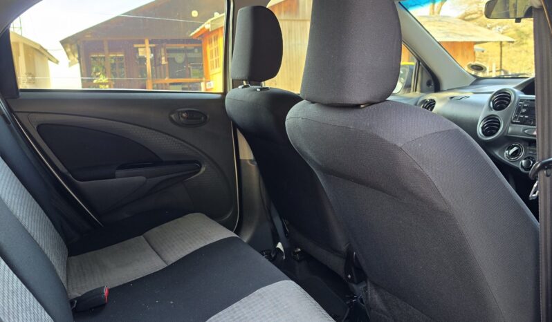 
								2014 Toyota Etios 1.5 Xs Sprint full									